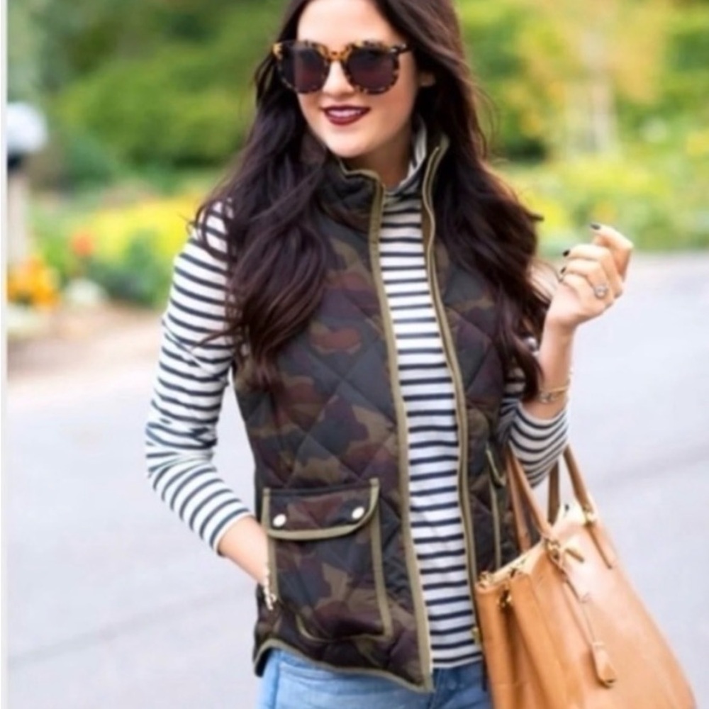 J. Crew Excursion Camouflage Quilted Vest XL NWOT